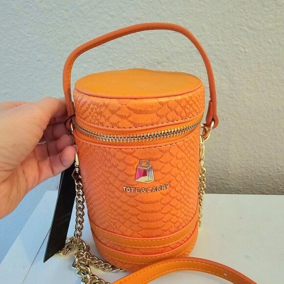 NWT Tote&Carry Mini Tangerine Barrel Crossbody - Picture 6 of 8